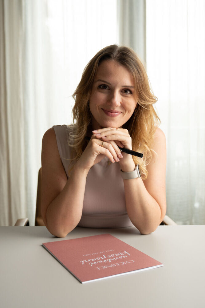 O nás 1 Lucie Spatenkova kaligrafka Ta usmevava edited