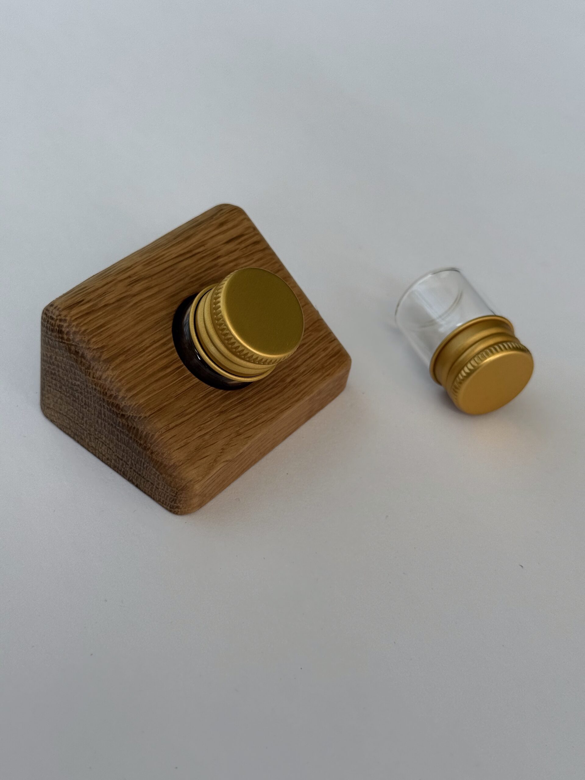 Dřevěné stojánky na inkoust 7 Dřevěné stojánky na inkoust - Obrázek 7