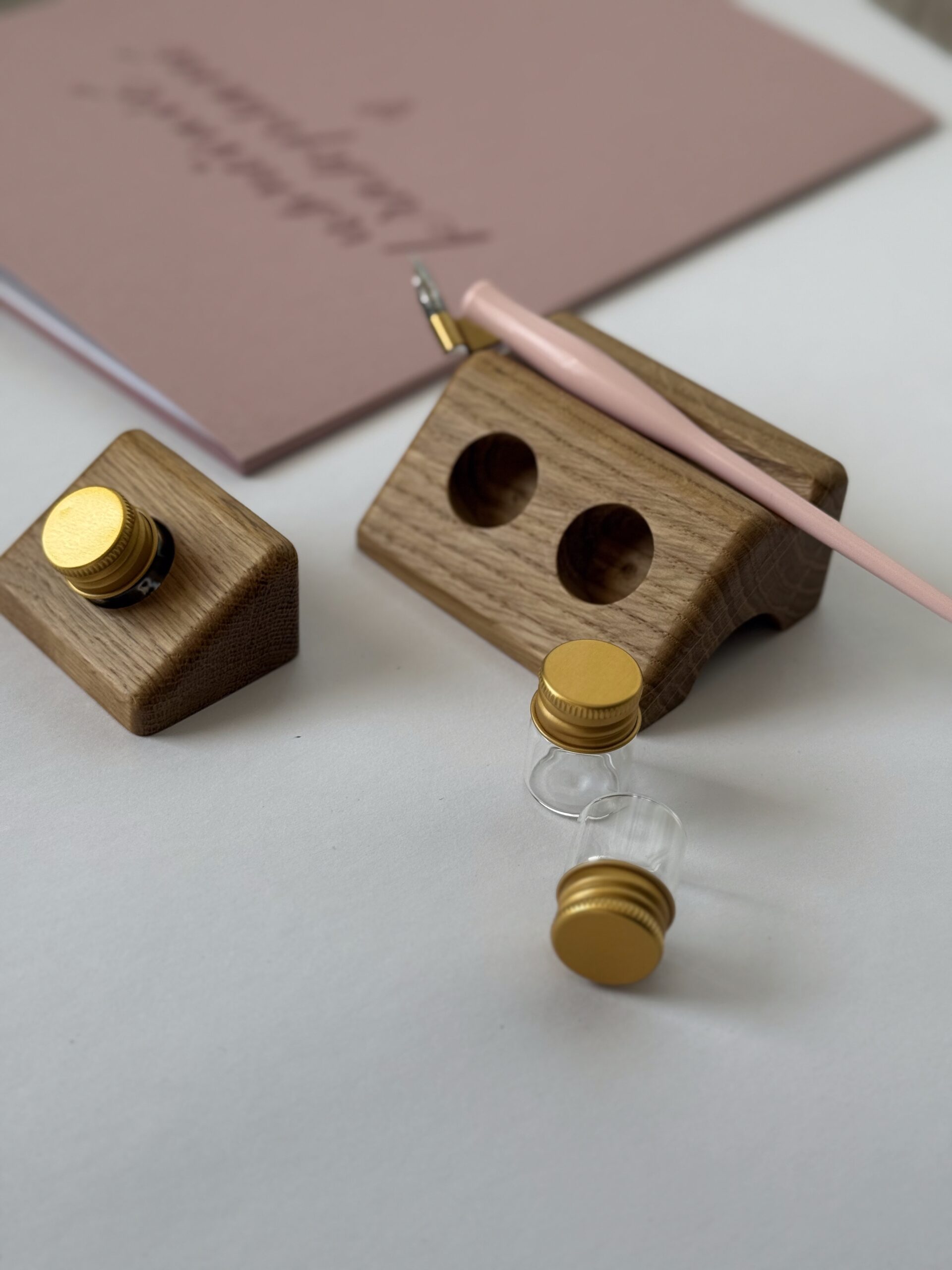 Dřevěné stojánky na inkoust 3 Dřevěné stojánky na inkoust - Obrázek 3